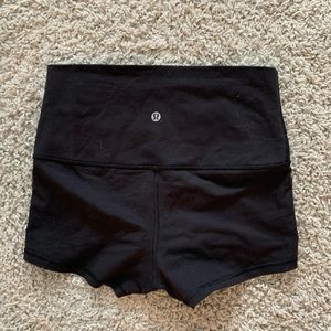 Lululemon boogie shorts